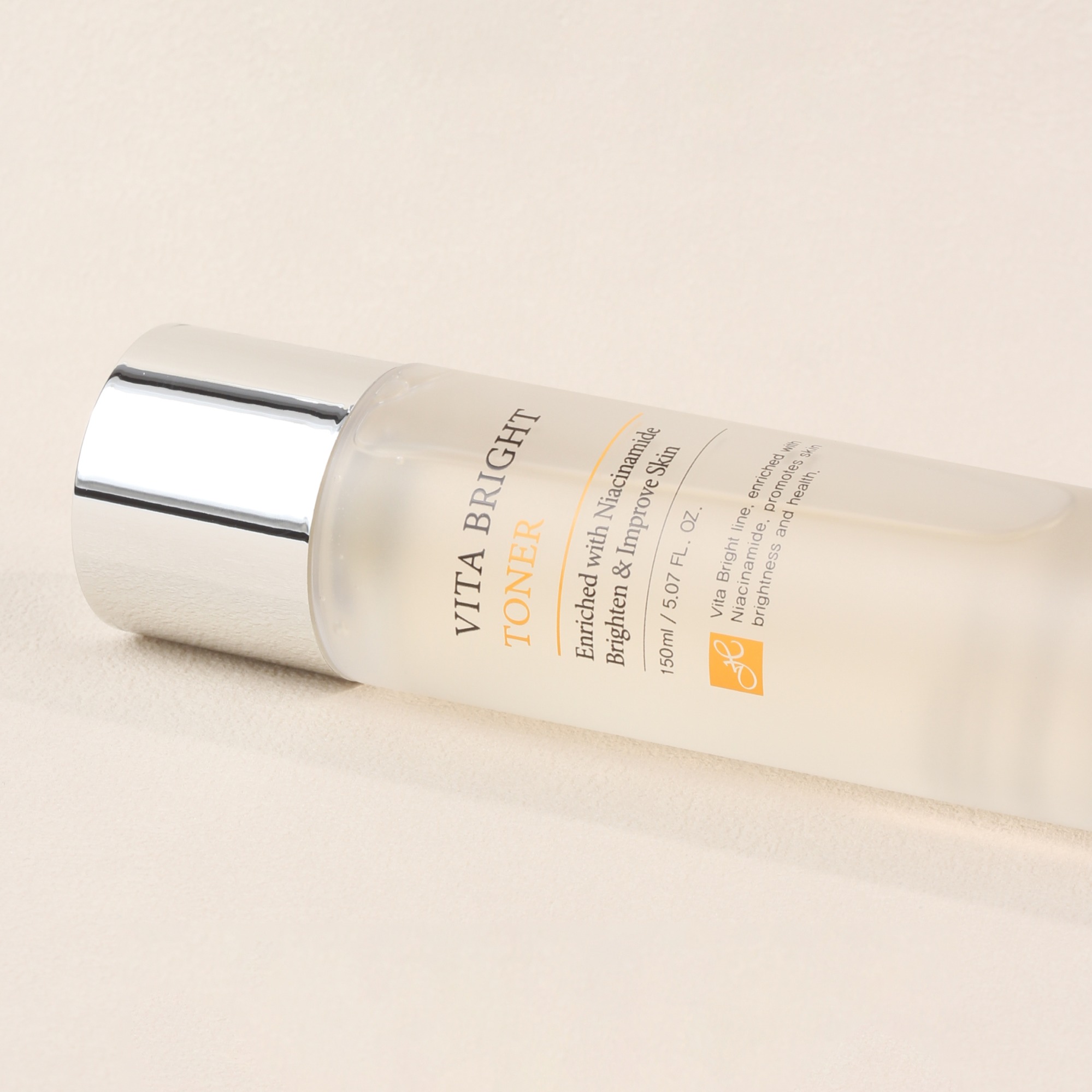 Nước hoa hồng trắng sáng Dr.Hedison Vita – Bright Toner
